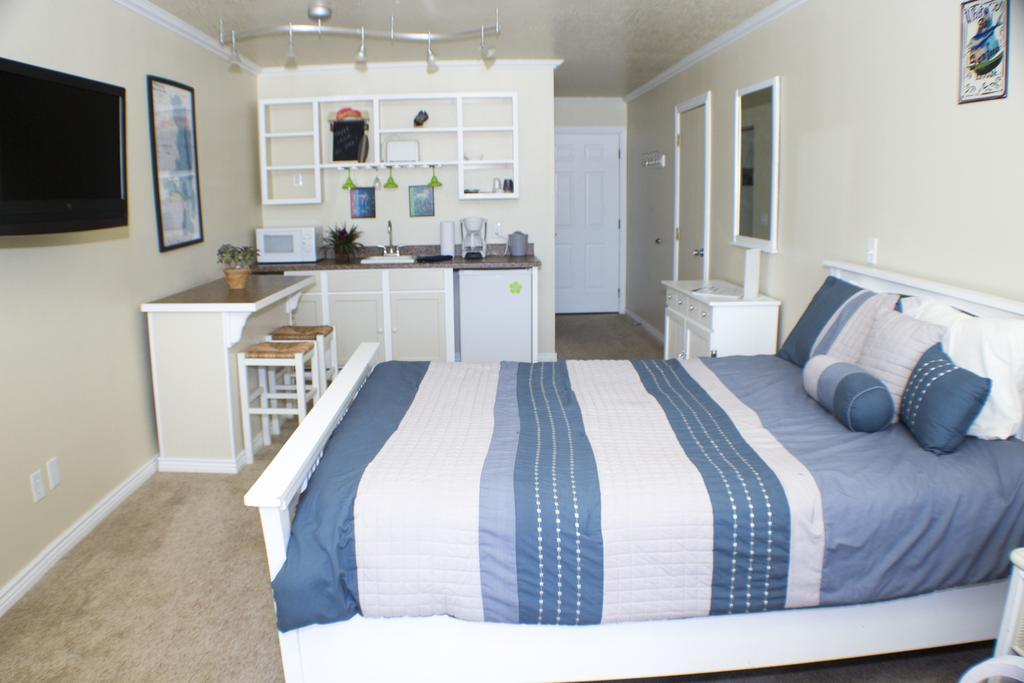 Marina Cay Hotel Бигфорк Екстериор снимка